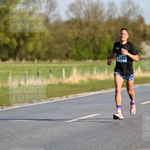 12.04.2026 - 45. Internationalen Wilhelmsburger Insellauf Dr. Thomas Lammeyer http://msf.ph/oto/9430502 12.04.2026 09:06:43 Laufen 5293 meine-sportfotos.de