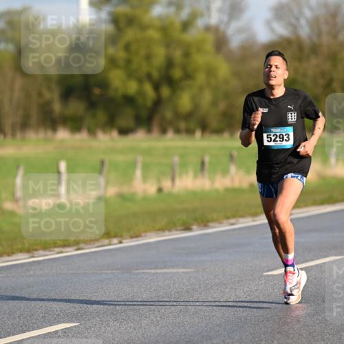 12.04.2026 - 45. Internationalen Wilhelmsburger Insellauf Dr. Thomas Lammeyer http://msf.ph/oto/9430509 12.04.2026 09:06:44 Laufen 5293 meine-sportfotos.de