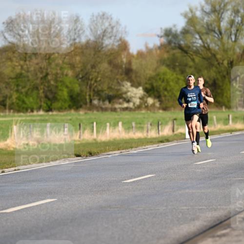 12.04.2026 - 45. Internationalen Wilhelmsburger Insellauf Dr. Thomas Lammeyer http://msf.ph/oto/9430535 12.04.2026 09:07:14 Laufen 17, 4034 meine-sportfotos.de
