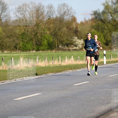 12.04.2026 - 45. Internationalen Wilhelmsburger Insellauf Dr. Thomas Lammeyer http://msf.ph/oto/9430544 12.04.2026 09:07:16 Laufen 17, 4034, 3521 meine-sportfotos.de