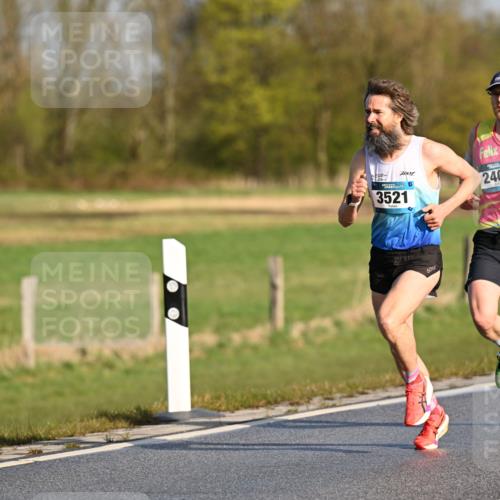 12.04.2026 - 45. Internationalen Wilhelmsburger Insellauf Dr. Thomas Lammeyer http://msf.ph/oto/9430595 12.04.2026 09:07:24 Laufen 7001, 3521, 240 meine-sportfotos.de