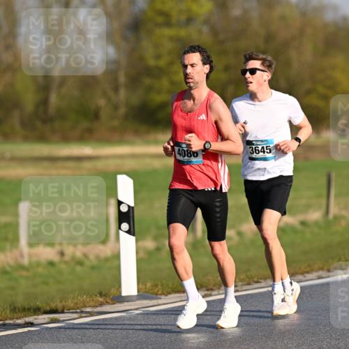 12.04.2026 - 45. Internationalen Wilhelmsburger Insellauf Dr. Thomas Lammeyer http://msf.ph/oto/9430626 12.04.2026 09:07:48 Laufen 4086, 3645 meine-sportfotos.de