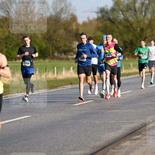 12.04.2026 - 45. Internationalen Wilhelmsburger Insellauf Dr. Thomas Lammeyer http://msf.ph/oto/9430731 12.04.2026 09:08:30 Laufen 5439, 2760, 2983, 2409, 2874 meine-sportfotos.de