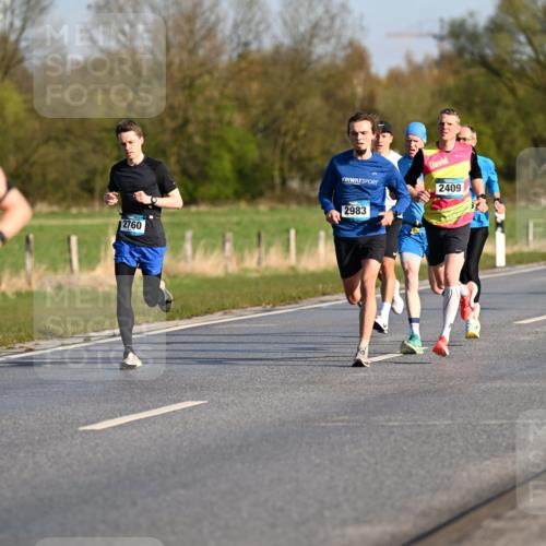 12.04.2026 - 45. Internationalen Wilhelmsburger Insellauf Dr. Thomas Lammeyer http://msf.ph/oto/9430734 12.04.2026 09:08:30 Laufen 5439, 2760, 2983, 2409, 287 meine-sportfotos.de