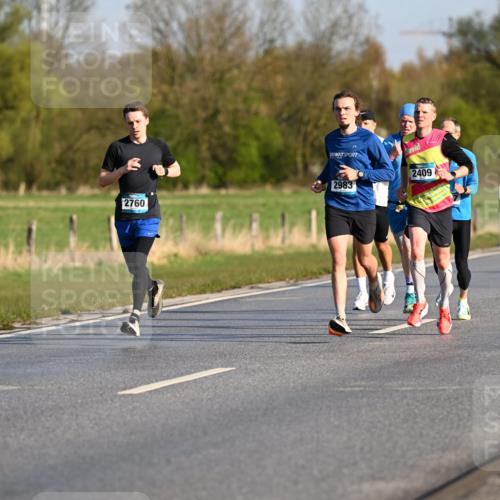 12.04.2026 - 45. Internationalen Wilhelmsburger Insellauf Dr. Thomas Lammeyer http://msf.ph/oto/9430736 12.04.2026 09:08:31 Laufen 8439, 2760, 2983, 2409, 2874, 2873 meine-sportfotos.de