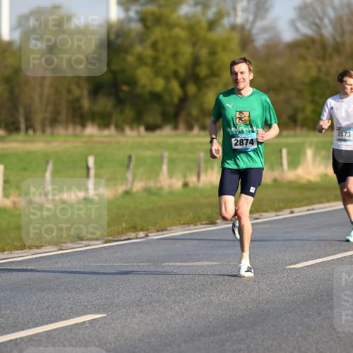 12.04.2026 - 45. Internationalen Wilhelmsburger Insellauf Dr. Thomas Lammeyer http://msf.ph/oto/9430769 12.04.2026 09:08:36 Laufen 2874, 2873 meine-sportfotos.de
