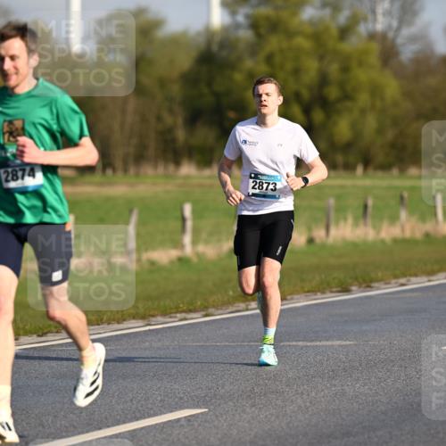 12.04.2026 - 45. Internationalen Wilhelmsburger Insellauf Dr. Thomas Lammeyer http://msf.ph/oto/9430775 12.04.2026 09:08:38 Laufen 2874, 2873 meine-sportfotos.de