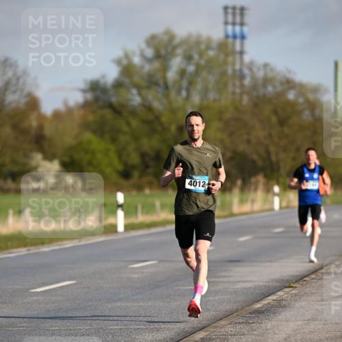 12.04.2026 - 45. Internationalen Wilhelmsburger Insellauf Dr. Thomas Lammeyer http://msf.ph/oto/9430788 12.04.2026 09:08:56 Laufen 4012 meine-sportfotos.de