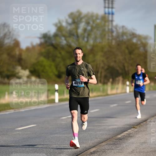 12.04.2026 - 45. Internationalen Wilhelmsburger Insellauf Dr. Thomas Lammeyer http://msf.ph/oto/9430791 12.04.2026 09:08:56 Laufen 4012 meine-sportfotos.de