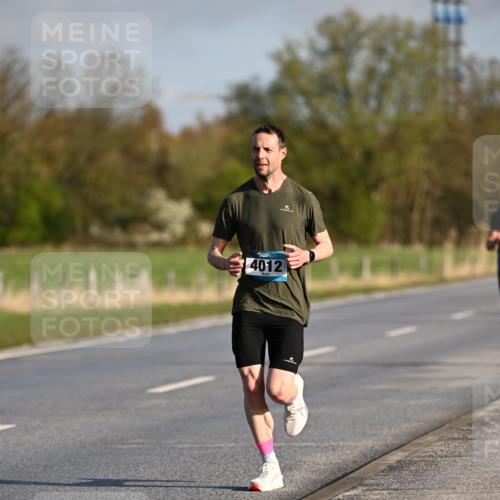 12.04.2026 - 45. Internationalen Wilhelmsburger Insellauf Dr. Thomas Lammeyer http://msf.ph/oto/9430797 12.04.2026 09:08:57 Laufen 4012 meine-sportfotos.de