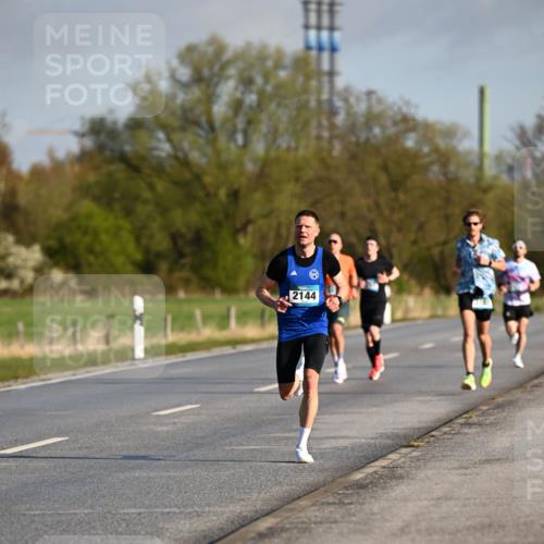 12.04.2026 - 45. Internationalen Wilhelmsburger Insellauf Dr. Thomas Lammeyer http://msf.ph/oto/9430802 12.04.2026 09:08:59 Laufen 2144 meine-sportfotos.de