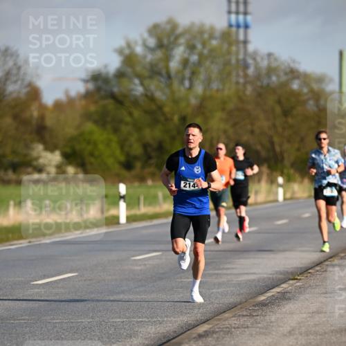 12.04.2026 - 45. Internationalen Wilhelmsburger Insellauf Dr. Thomas Lammeyer http://msf.ph/oto/9430808 12.04.2026 09:09:00 Laufen 214 meine-sportfotos.de