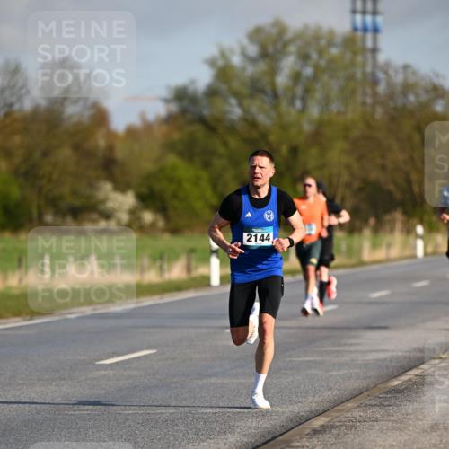 12.04.2026 - 45. Internationalen Wilhelmsburger Insellauf Dr. Thomas Lammeyer http://msf.ph/oto/9430813 12.04.2026 09:09:00 Laufen 2144 meine-sportfotos.de