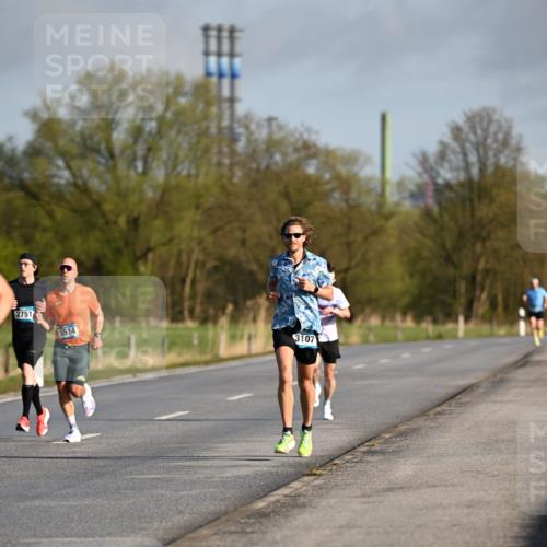 12.04.2026 - 45. Internationalen Wilhelmsburger Insellauf Dr. Thomas Lammeyer http://msf.ph/oto/9430818 12.04.2026 09:09:02 Laufen 2751, 5514, 3107 meine-sportfotos.de