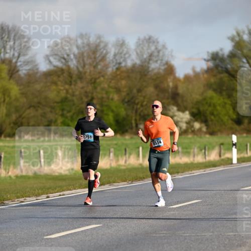 12.04.2026 - 45. Internationalen Wilhelmsburger Insellauf Dr. Thomas Lammeyer http://msf.ph/oto/9430828 12.04.2026 09:09:04 Laufen 2751, 5514 meine-sportfotos.de