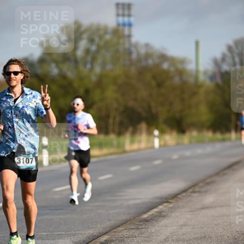 12.04.2026 - 45. Internationalen Wilhelmsburger Insellauf Dr. Thomas Lammeyer http://msf.ph/oto/9430840 12.04.2026 09:09:06 Laufen 3107 meine-sportfotos.de