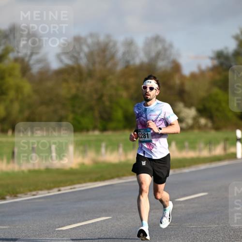 12.04.2026 - 45. Internationalen Wilhelmsburger Insellauf Dr. Thomas Lammeyer http://msf.ph/oto/9430850 12.04.2026 09:09:08 Laufen 2281, 3 meine-sportfotos.de
