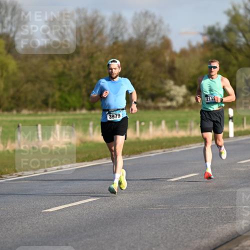12.04.2026 - 45. Internationalen Wilhelmsburger Insellauf Dr. Thomas Lammeyer http://msf.ph/oto/9430876 12.04.2026 09:09:24 Laufen 3979, 1214, 211 meine-sportfotos.de