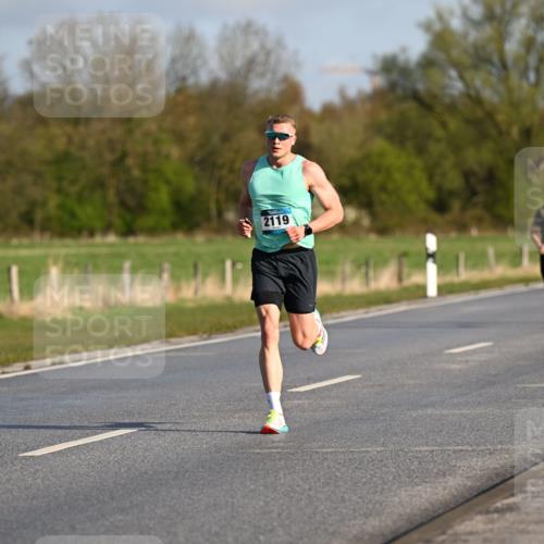12.04.2026 - 45. Internationalen Wilhelmsburger Insellauf Dr. Thomas Lammeyer http://msf.ph/oto/9430884 12.04.2026 09:09:26 Laufen 3979, 2119 meine-sportfotos.de