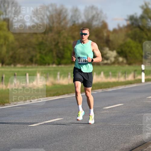 12.04.2026 - 45. Internationalen Wilhelmsburger Insellauf Dr. Thomas Lammeyer http://msf.ph/oto/9430888 12.04.2026 09:09:26 Laufen 2119 meine-sportfotos.de