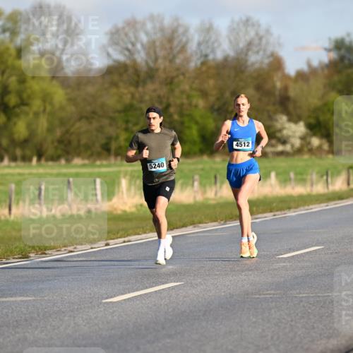 12.04.2026 - 45. Internationalen Wilhelmsburger Insellauf Dr. Thomas Lammeyer http://msf.ph/oto/9430900 12.04.2026 09:09:30 Laufen 5240, 4512 meine-sportfotos.de