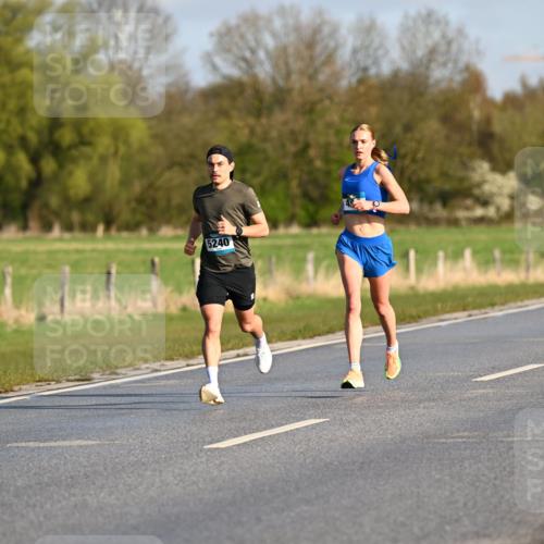 12.04.2026 - 45. Internationalen Wilhelmsburger Insellauf Dr. Thomas Lammeyer http://msf.ph/oto/9430903 12.04.2026 09:09:31 Laufen 5240 meine-sportfotos.de