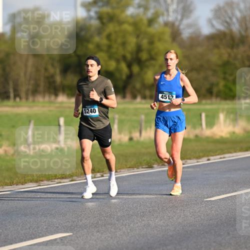 12.04.2026 - 45. Internationalen Wilhelmsburger Insellauf Dr. Thomas Lammeyer http://msf.ph/oto/9430911 12.04.2026 09:09:32 Laufen 5240, 4512 meine-sportfotos.de
