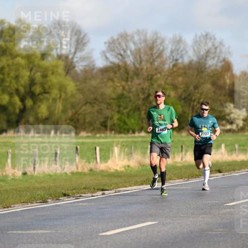 12.04.2026 - 45. Internationalen Wilhelmsburger Insellauf Dr. Thomas Lammeyer http://msf.ph/oto/9430919 12.04.2026 09:09:40 Laufen 2487, 2727, 5237 meine-sportfotos.de