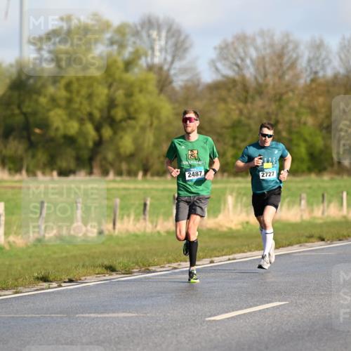 12.04.2026 - 45. Internationalen Wilhelmsburger Insellauf Dr. Thomas Lammeyer http://msf.ph/oto/9430929 12.04.2026 09:09:41 Laufen 2487, 25, 2727, 523 meine-sportfotos.de
