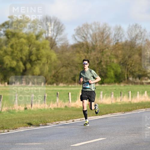 12.04.2026 - 45. Internationalen Wilhelmsburger Insellauf Dr. Thomas Lammeyer http://msf.ph/oto/9430943 12.04.2026 09:09:45 Laufen 5237 meine-sportfotos.de