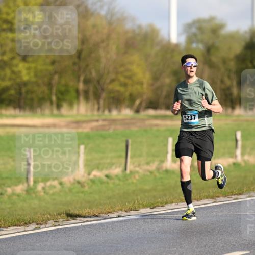 12.04.2026 - 45. Internationalen Wilhelmsburger Insellauf Dr. Thomas Lammeyer http://msf.ph/oto/9430964 12.04.2026 09:09:48 Laufen 5237 meine-sportfotos.de