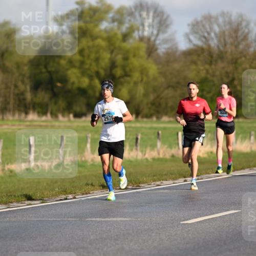 12.04.2026 - 45. Internationalen Wilhelmsburger Insellauf Dr. Thomas Lammeyer http://msf.ph/oto/9430973 12.04.2026 09:09:53 Laufen 10, 2976, 3644, 5456 meine-sportfotos.de