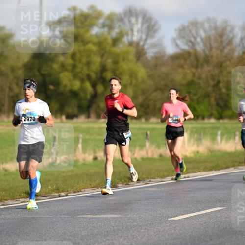 12.04.2026 - 45. Internationalen Wilhelmsburger Insellauf Dr. Thomas Lammeyer http://msf.ph/oto/9430979 12.04.2026 09:09:54 Laufen 10, 2970, 400, 36444, 5456 meine-sportfotos.de