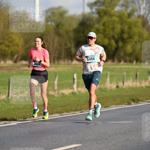 12.04.2026 - 45. Internationalen Wilhelmsburger Insellauf Dr. Thomas Lammeyer http://msf.ph/oto/9430996 12.04.2026 09:09:57 Laufen 5456, 5676, 3644 meine-sportfotos.de