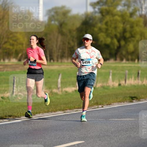 12.04.2026 - 45. Internationalen Wilhelmsburger Insellauf Dr. Thomas Lammeyer http://msf.ph/oto/9430997 12.04.2026 09:09:58 Laufen 3644, 5456, 5676 meine-sportfotos.de