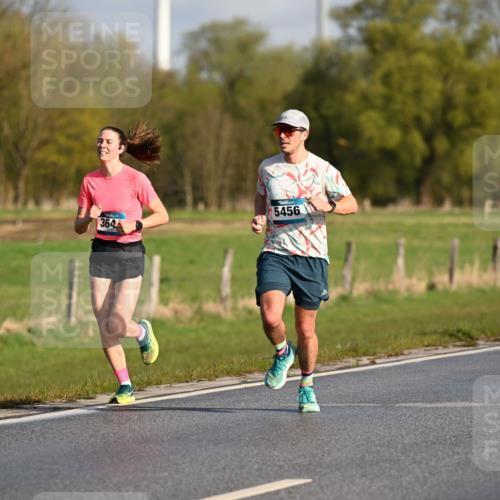 12.04.2026 - 45. Internationalen Wilhelmsburger Insellauf Dr. Thomas Lammeyer http://msf.ph/oto/9430998 12.04.2026 09:09:58 Laufen 5456, 364, 5676 meine-sportfotos.de