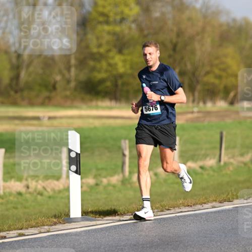 12.04.2026 - 45. Internationalen Wilhelmsburger Insellauf Dr. Thomas Lammeyer http://msf.ph/oto/9431022 12.04.2026 09:10:01 Laufen 5676 meine-sportfotos.de