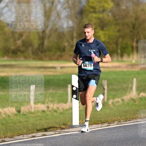 12.04.2026 - 45. Internationalen Wilhelmsburger Insellauf Dr. Thomas Lammeyer http://msf.ph/oto/9431025 12.04.2026 09:10:02 Laufen 5676 meine-sportfotos.de