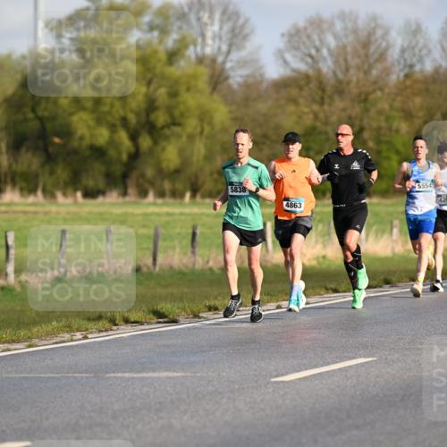12.04.2026 - 45. Internationalen Wilhelmsburger Insellauf Dr. Thomas Lammeyer http://msf.ph/oto/9431035 12.04.2026 09:10:14 Laufen 5838, 4863, 5554, 420, 113, 1682 meine-sportfotos.de