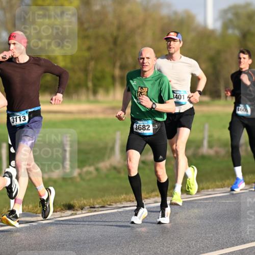 12.04.2026 - 45. Internationalen Wilhelmsburger Insellauf Dr. Thomas Lammeyer http://msf.ph/oto/9431073 12.04.2026 09:10:21 Laufen 4205, 3113, 3682, 3401, 4605 meine-sportfotos.de