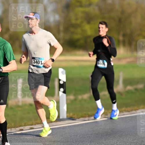 12.04.2026 - 45. Internationalen Wilhelmsburger Insellauf Dr. Thomas Lammeyer http://msf.ph/oto/9431081 12.04.2026 09:10:22 Laufen 3401, 3682, 6, 160 meine-sportfotos.de