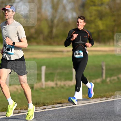 12.04.2026 - 45. Internationalen Wilhelmsburger Insellauf Dr. Thomas Lammeyer http://msf.ph/oto/9431083 12.04.2026 09:10:23 Laufen 3401, 4605 meine-sportfotos.de