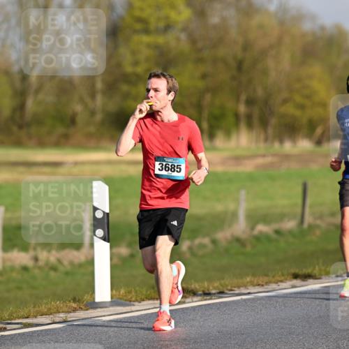 12.04.2026 - 45. Internationalen Wilhelmsburger Insellauf Dr. Thomas Lammeyer http://msf.ph/oto/9431098 12.04.2026 09:10:26 Laufen 3685, 2819 meine-sportfotos.de