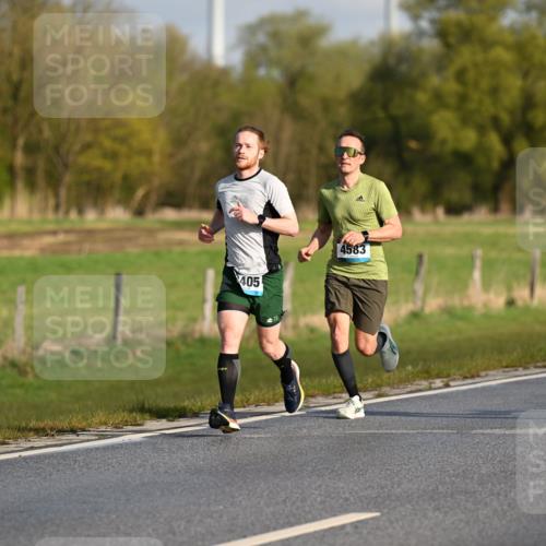 12.04.2026 - 45. Internationalen Wilhelmsburger Insellauf Dr. Thomas Lammeyer http://msf.ph/oto/9431116 12.04.2026 09:10:29 Laufen 405, 4583, 3317 meine-sportfotos.de