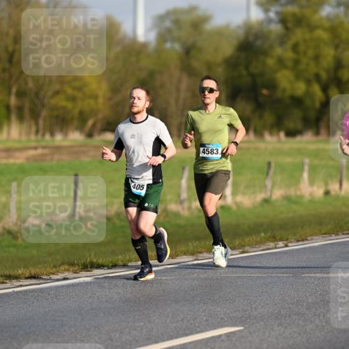 12.04.2026 - 45. Internationalen Wilhelmsburger Insellauf Dr. Thomas Lammeyer http://msf.ph/oto/9431117 12.04.2026 09:10:29 Laufen 78, 4583, 405, 78, 3317 meine-sportfotos.de