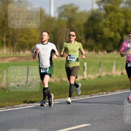12.04.2026 - 45. Internationalen Wilhelmsburger Insellauf Dr. Thomas Lammeyer http://msf.ph/oto/9431118 12.04.2026 09:10:30 Laufen 8, 4583, 2405, 3317 meine-sportfotos.de