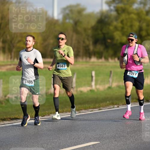 12.04.2026 - 45. Internationalen Wilhelmsburger Insellauf Dr. Thomas Lammeyer http://msf.ph/oto/9431120 12.04.2026 09:10:30 Laufen 2405, 4583, 3317, 475 meine-sportfotos.de