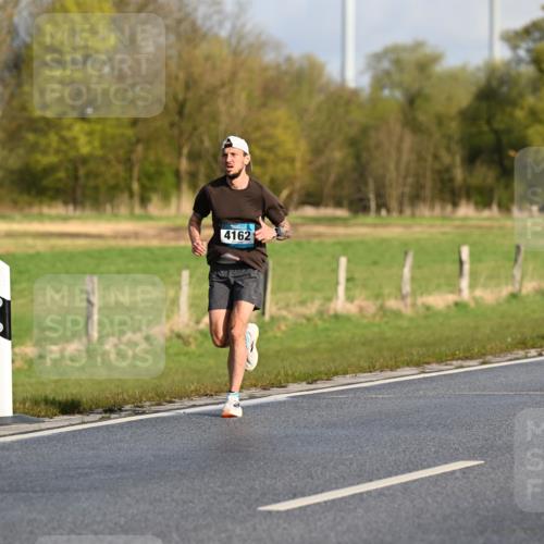12.04.2026 - 45. Internationalen Wilhelmsburger Insellauf Dr. Thomas Lammeyer http://msf.ph/oto/9431146 12.04.2026 09:10:35 Laufen 4162 meine-sportfotos.de