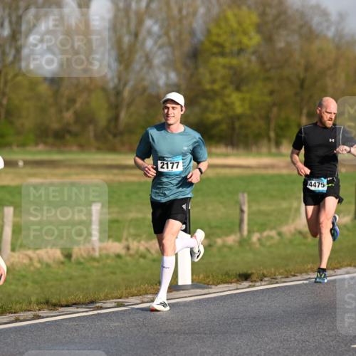 12.04.2026 - 45. Internationalen Wilhelmsburger Insellauf Dr. Thomas Lammeyer http://msf.ph/oto/9431172 12.04.2026 09:10:40 Laufen 2866, 2177, 4475 meine-sportfotos.de