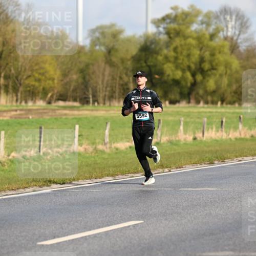 12.04.2026 - 45. Internationalen Wilhelmsburger Insellauf Dr. Thomas Lammeyer http://msf.ph/oto/9431188 12.04.2026 09:10:43 Laufen 5592 meine-sportfotos.de